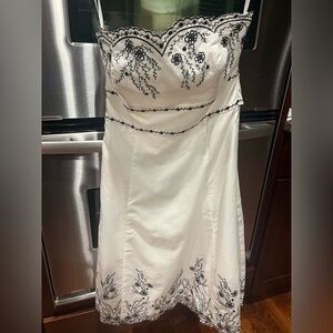 NWT White House Black Market Strapless Dress with Black Floral Embroidery